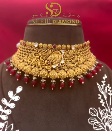 22 Kt Antique Gold Choker Necklace